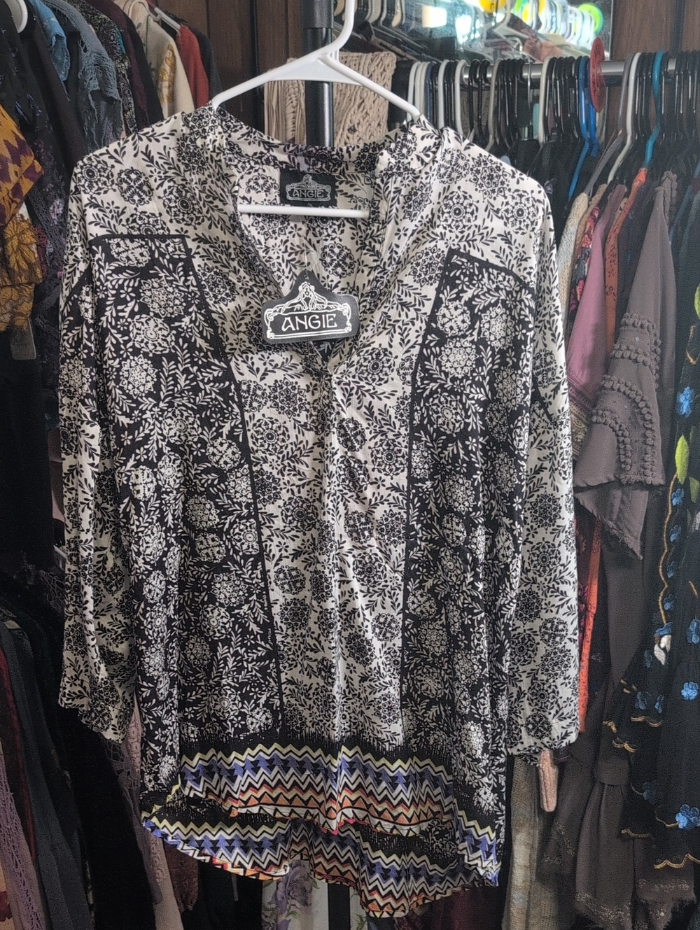 Angie Black and White Floral Button-Up Tunic with Elephant Detail NWT